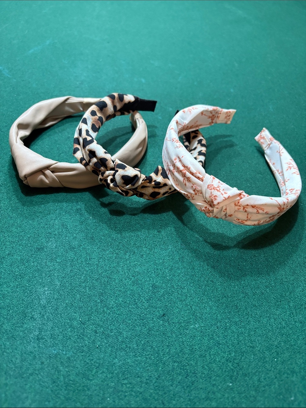 Set of 3 Women’s Knotted Headbands - Beige, Leopard, White Floral